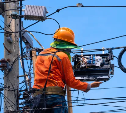Fibra Ottica Ovunque su Roma e Provincia per Business e Privati Webbo di Roma, Netwireless, Fibra Ottica, Assistenza Locale, FTTH/FTTC